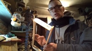 Натяжка проволоки на рамки - закрепление степлером