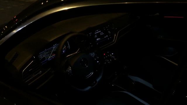 Volkswagen T - Roc смотреть онлайн