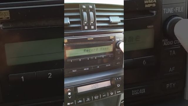 Toyota Prado 150 подключение телефона по блютуз