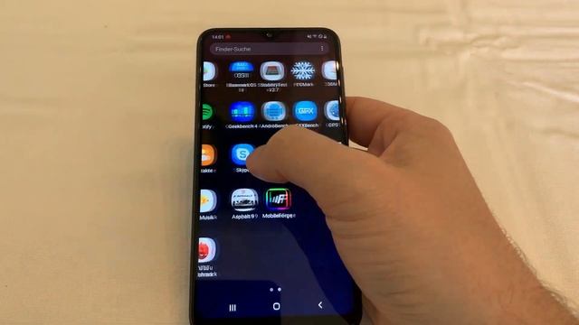 Samsung Galaxy A10 | UI and first impression смотреть онлайн