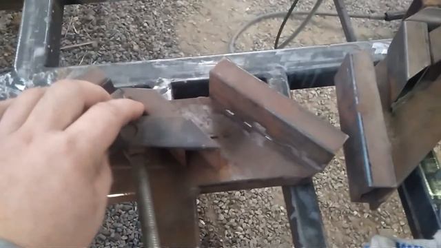 Станок для ковки , сборка кованого забора часть 2 смотреть онлайн