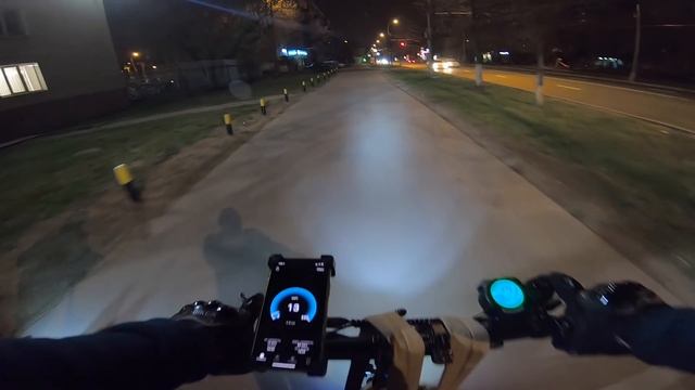 Dualtron Thunder VS Опасный тип на электросамокате Dualtron Ultra 2