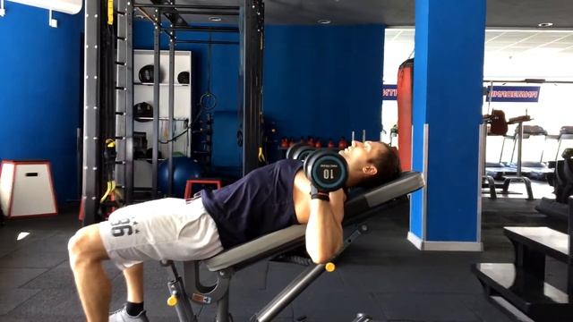 Жим гантелей под углом смотреть онлайн