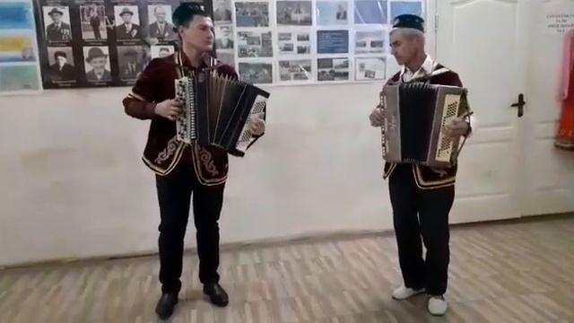 Эти белэн баянда уйныйбыз смотреть онлайн