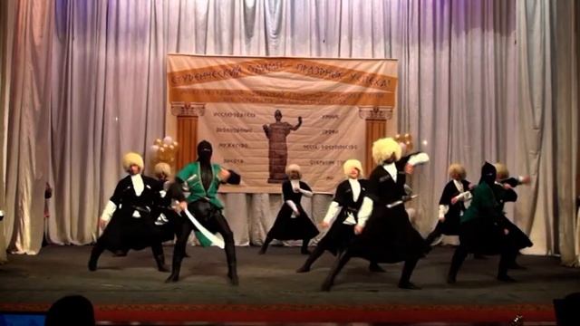 Театр фольклорного танца "Артхурон" смотреть онлайн