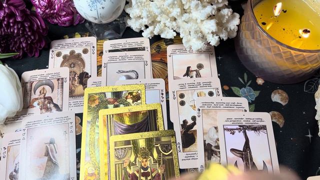 О чем мужчина молчит (три варианта ) #таро #tarot #lovetarot смотреть онлайн