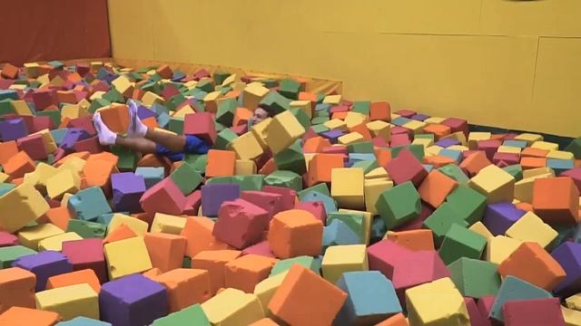 Русский ниндзя в гостях у Русского ниндзя !!! Крутая проверка батутами!!! смотреть онлайн