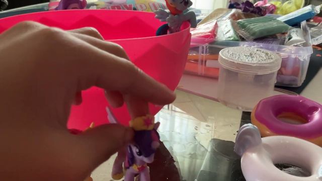 My little pony pool party смотреть онлайн