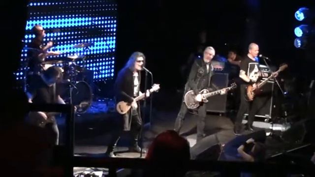 Серьга Питер 2017 Паранойя смотреть онлайн