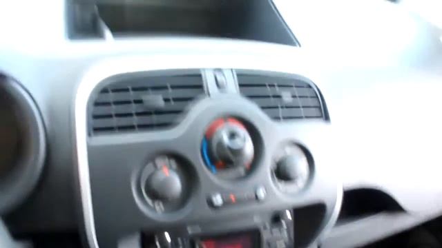 Renault Kangoo Family 1.2 van 2014 met nog maar 56.362 km op de teller смотреть онлайн
