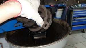 Правильная замена топливного фильтра Ford Tranzit 2.2 TDCI.