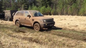 Рендж Ровер Спорт пробует преодолеть бездорожье