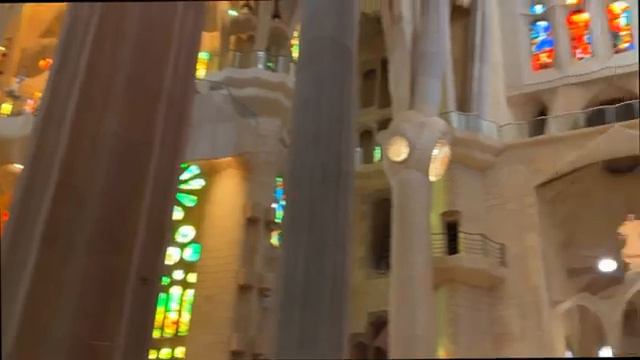 Sagrada Familia, Barcelona, Spain 2023 смотреть онлайн