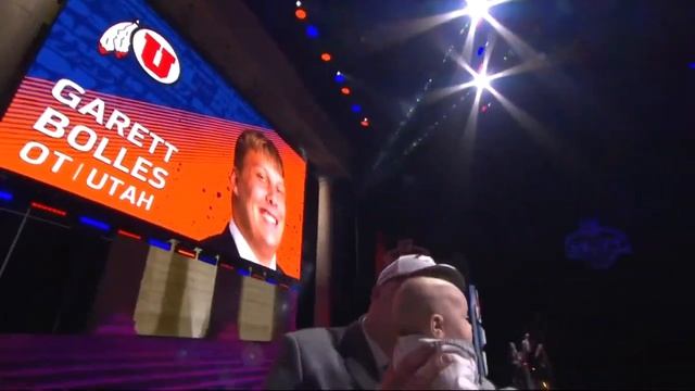 Round 1 draft picks react to messages from mom | May 11, 2017 смотреть онлайн