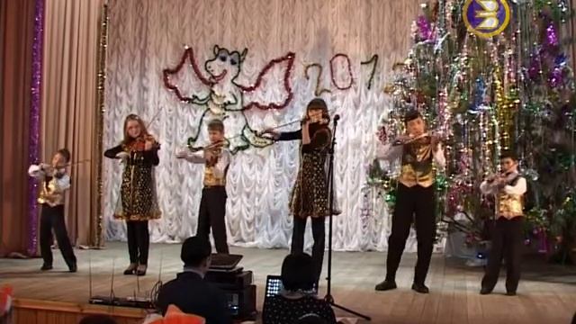 Новогодняя сказка - Ансамбль скрипачей смотреть онлайн