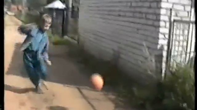 С футболом я дружу.Мой любимый мяч.Игры. смотреть онлайн