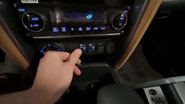 Тойота Фортунер 2022 г.в. 4.0л. (238л.с.) бензин , АКПП, 4WD , 7 мест, Цена 5,4 млн смотреть онлайн