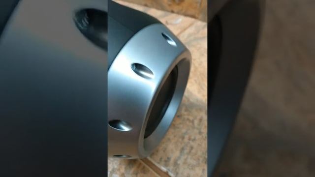 Philco pbs40bt vs JBL charge 3 смотреть онлайн