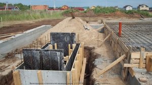 Свайно ростверковый, буронабивной фундамент под загородный дом