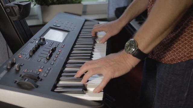 KORG NAUTILUS YAMAHA MODX Back To Back DEMO pt2 смотреть онлайн