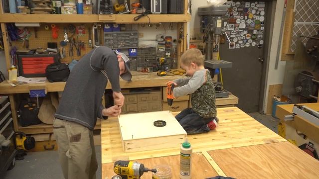 Double Flip Top Workbench - Storage Upgrade (Part 1 of 2) смотреть онлайн