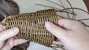 МК по плетению колокольчика из ротанга.