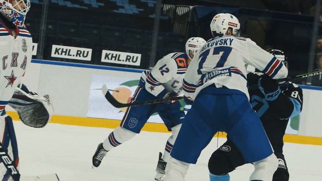 Арена в одном звене с командой! Атмосферное видео с домашнего матча плей-офф 2021/22 смотреть онлайн