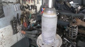 Замена передней стойки Chevrolet Aveo