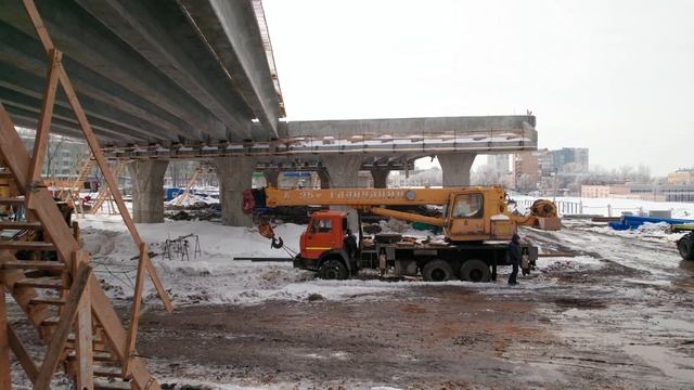 Уложили полностью второй пролет будущей эстакады на Ново-Садовой в Самаре 26 февраля 2022 смотреть онлайн