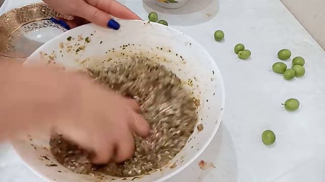 Когда появились первые виноградные листья смотреть онлайн