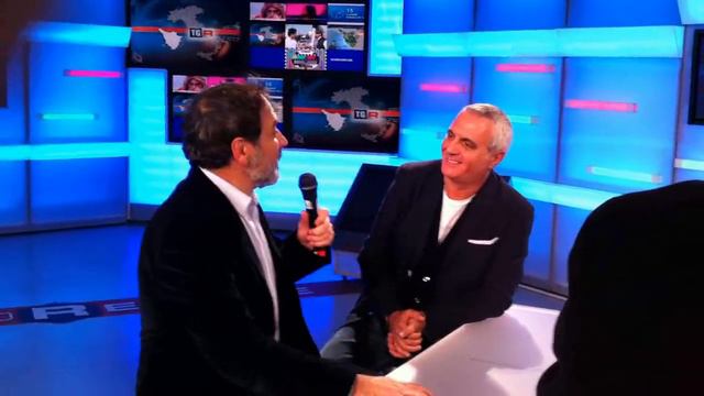 Giorgio Panariello al TG Rai della Toscana смотреть онлайн