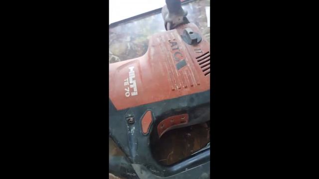 Hilti service reset tool, red light problem - FIX ( riprogramim hilti ) SRT ... смотреть онлайн
