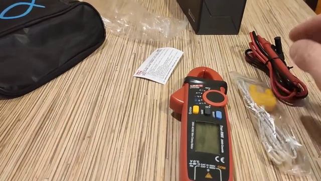 UNI-T UT 210D - самый функциональный "малыш" для электромонтажника! смотреть онлайн