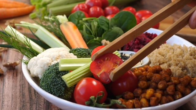 BEST PROTEIN SOURCE - STEAK OR SHAKE? смотреть онлайн