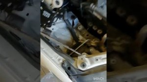 Chevrolet Aveo T-300 Замена правой опоры двигателя и устранение вибрации.