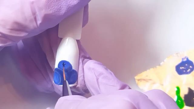 Дизайн голубика. Рисунки гель лаками смотреть онлайн