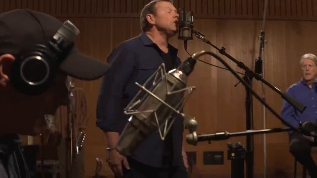 Brian Wilson & Al Jardine - Wouldn’t It Be Nice смотреть онлайн