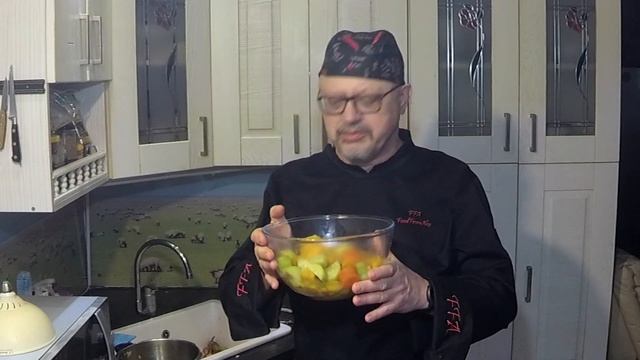 Очень вкусный веганский суп из тыквы с кабачком и миндалем. Постная еда! смотреть онлайн