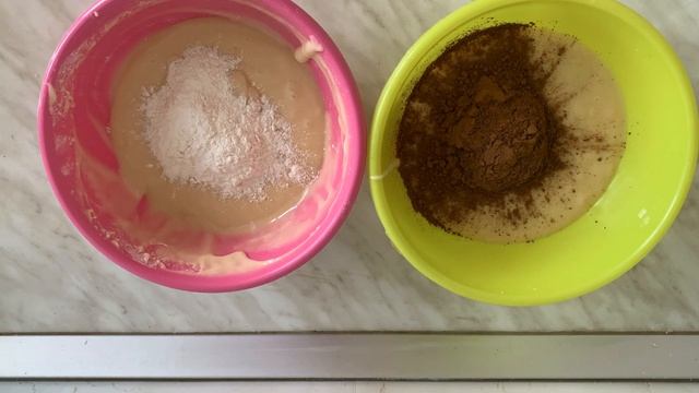 Проще Простого! Вкуснейший Пирог "Зебра" на Сметане!!(В МУЛЬТИВАРКЕ) смотреть онлайн