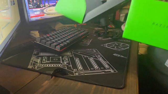 Razer Seiren X 2022? смотреть онлайн