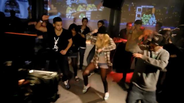 Gangnam Style Flashmob Angry Birds Meisterschaft Wien смотреть онлайн