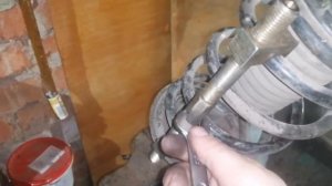 ЗАМЕНА ПЕРЕДНИХ СТОЕК (АМОРТИЗАТОРОВ) ШЕВРОЛЕТ АВЕО Т200