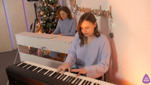 Алина и Дарья - Jingle Bells & Happy New Year piano смотреть онлайн