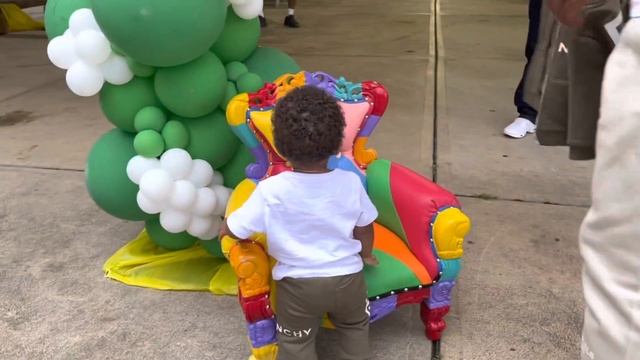 Peace’s World #firstbirthday #peacekane #vlog смотреть онлайн