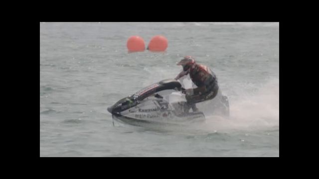 Franco Piscaglia Tributo Jet Ski Sulle Note Di Gotta Be Somebody Dei Nickelback (HD)