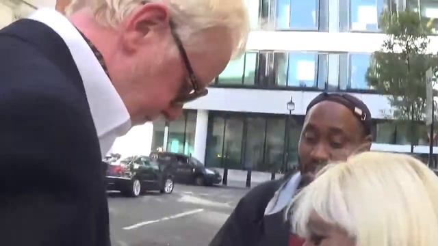 Chris Evans - London 07/08/2018 смотреть онлайн