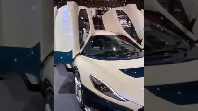 Гиперкар от Rimac 2000 л.с.