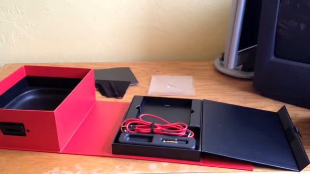 Review/Unboxing of Beats Executive смотреть онлайн
