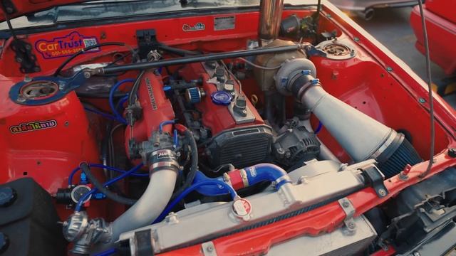 ขับรถ Corolla Altis ไปจิบกาแฟเช้า