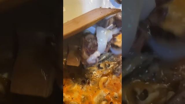 Новогодний Том Ям смотреть онлайн